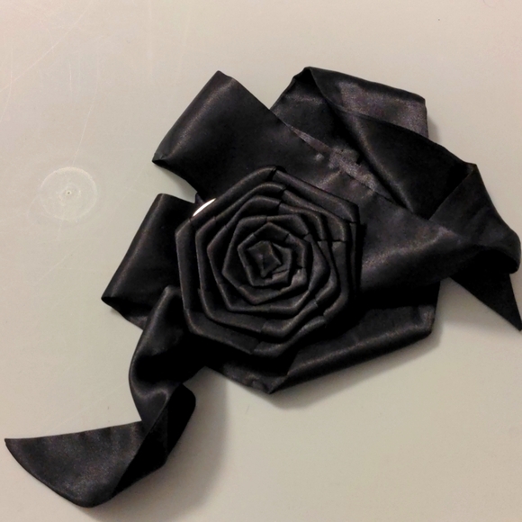 Satin belt - Picture 1 of 3